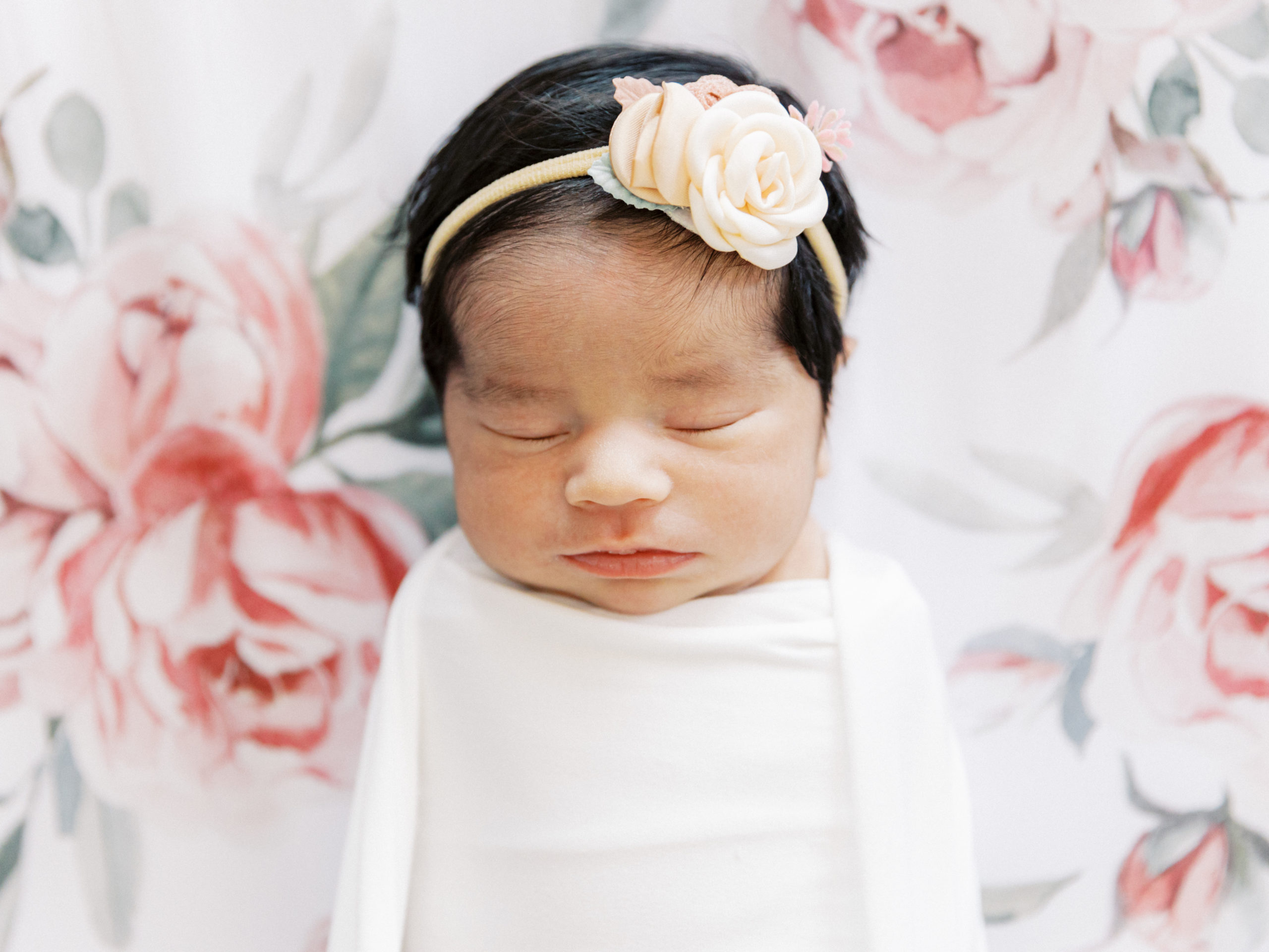 yuma-newborn-photography-baby-girl-sleeping-crib-portrait